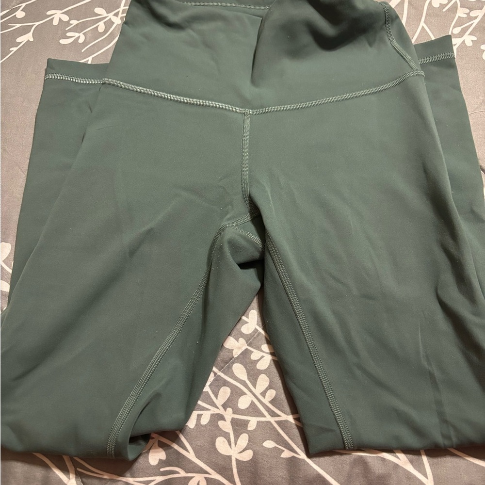 Lululemon leggings.
